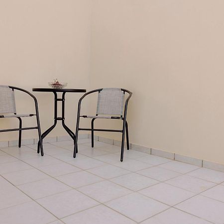 Rikas City Apartment Iraklion Buitenkant foto
