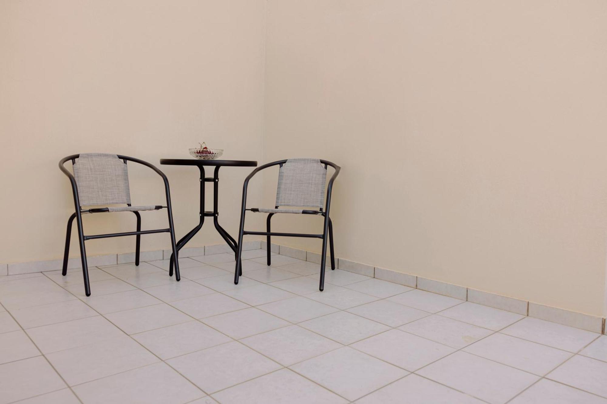 Rikas City Apartment Iraklion Buitenkant foto