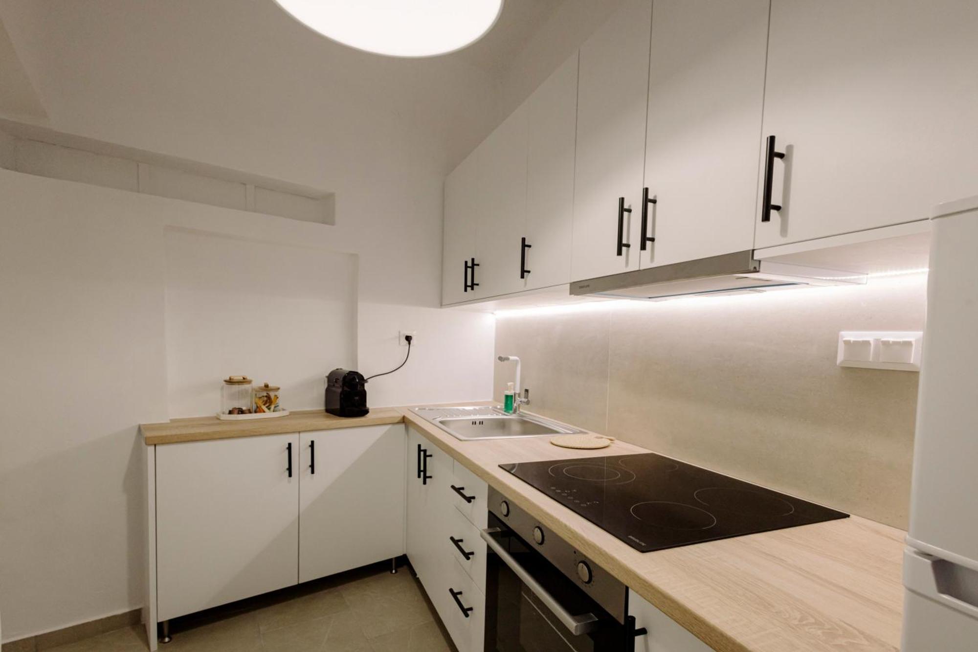 Rikas City Apartment Iraklion Buitenkant foto