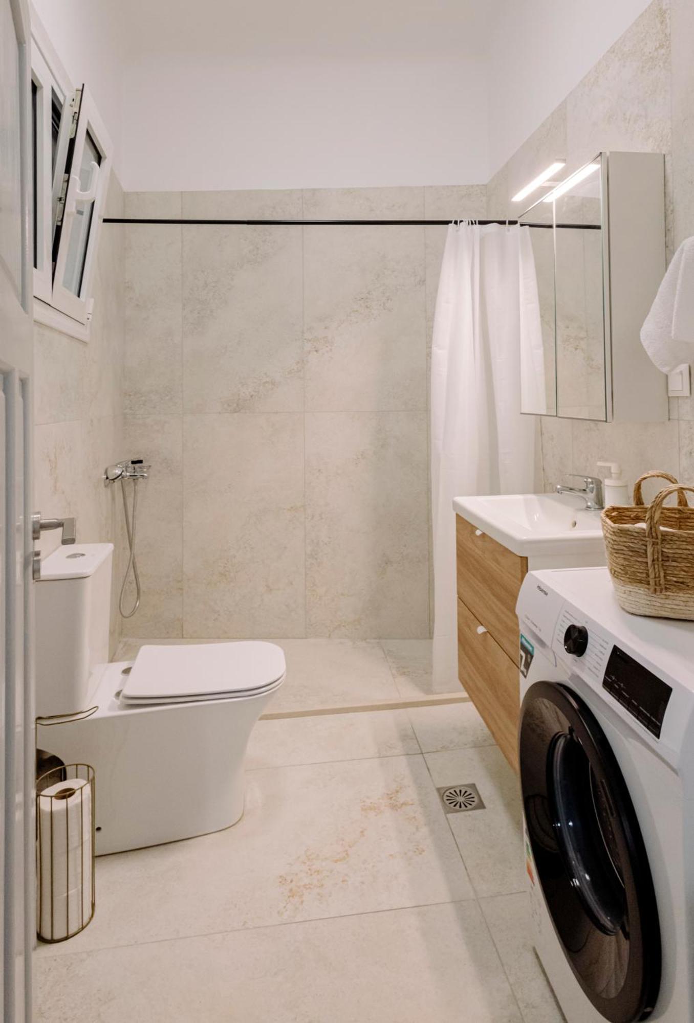 Rikas City Apartment Iraklion Buitenkant foto