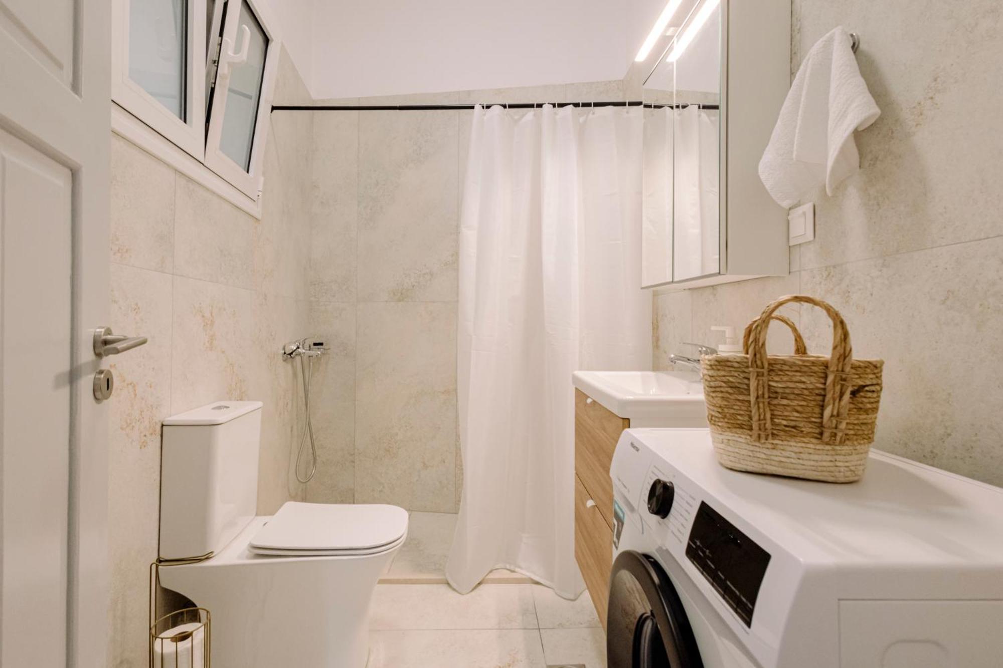 Rikas City Apartment Iraklion Buitenkant foto