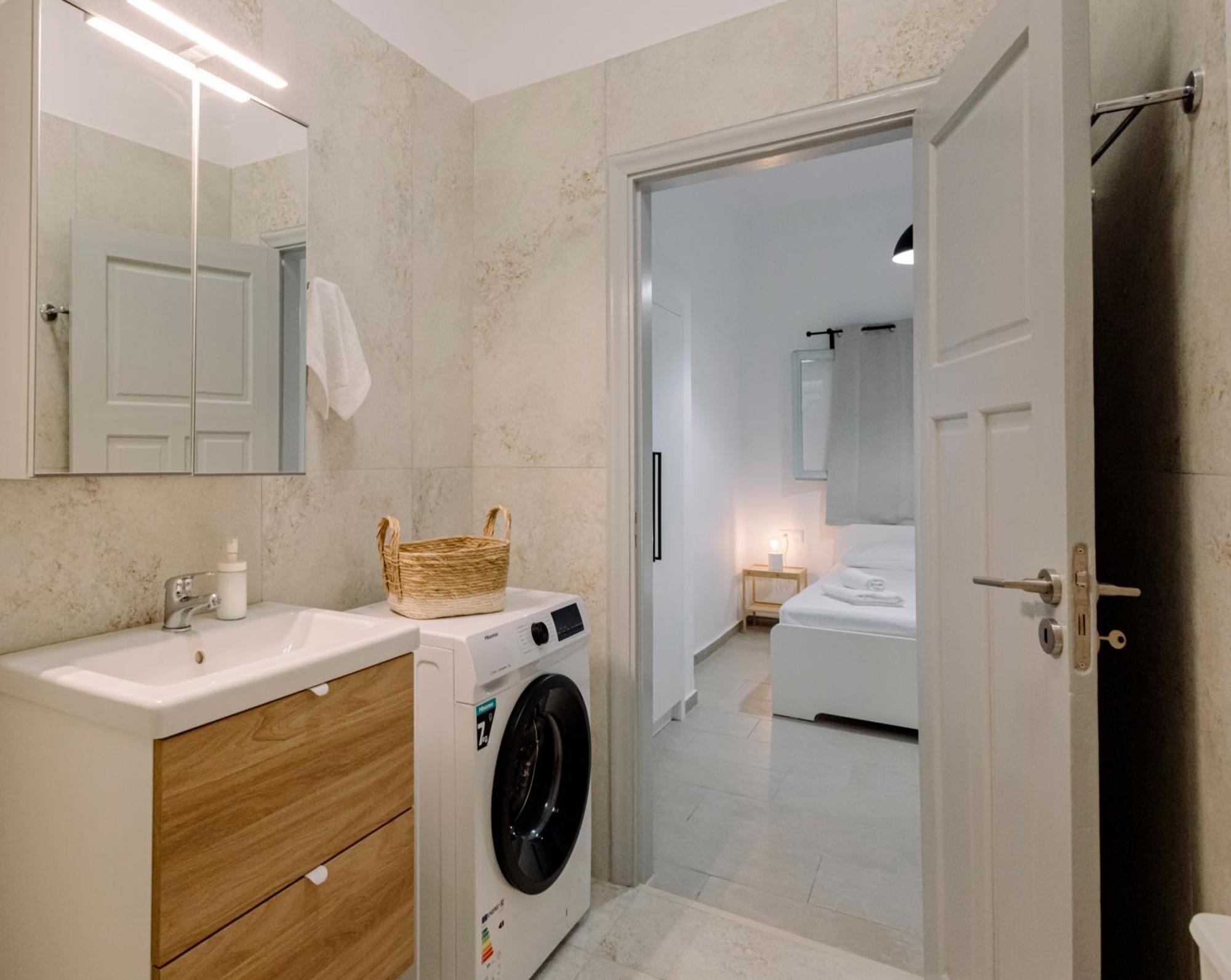 Rikas City Apartment Iraklion Buitenkant foto